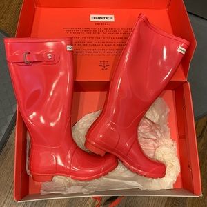 Bright Coral original Hunter Rain Boots, 7